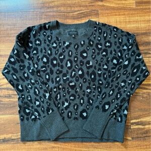 Lucky Brand sweater, size M